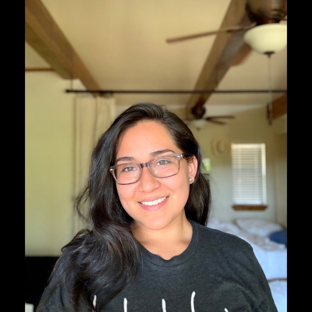 Meet your Posher, Briana